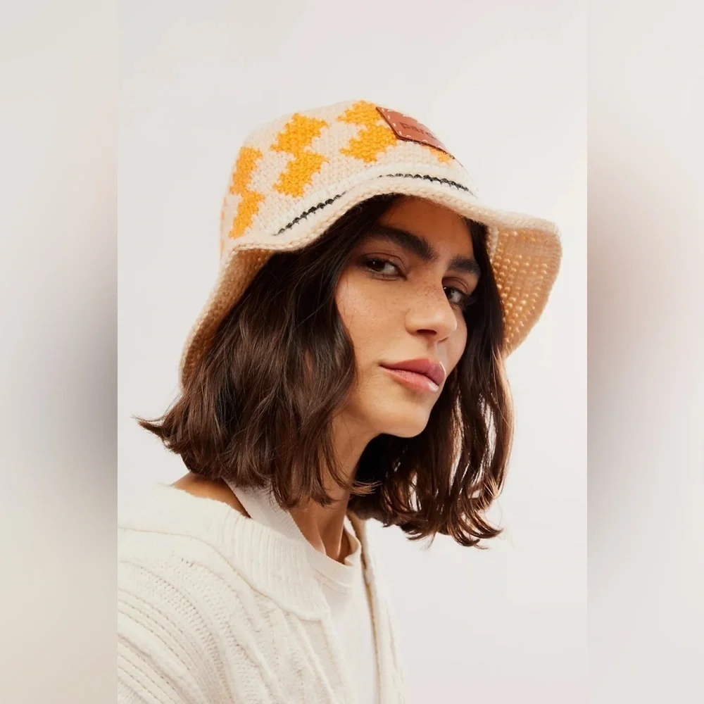 NWT Pardo Ivo Hat